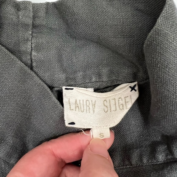 Turtle Neck Sleeveless Top by Laura Siegel Gray Small - Picture 6 of 7